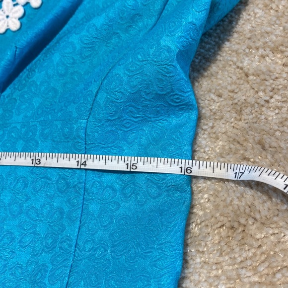 Lilly Pulitzer Blue Sleeveless Dress with Buttons and White Appliqué - Picture 13 of 14